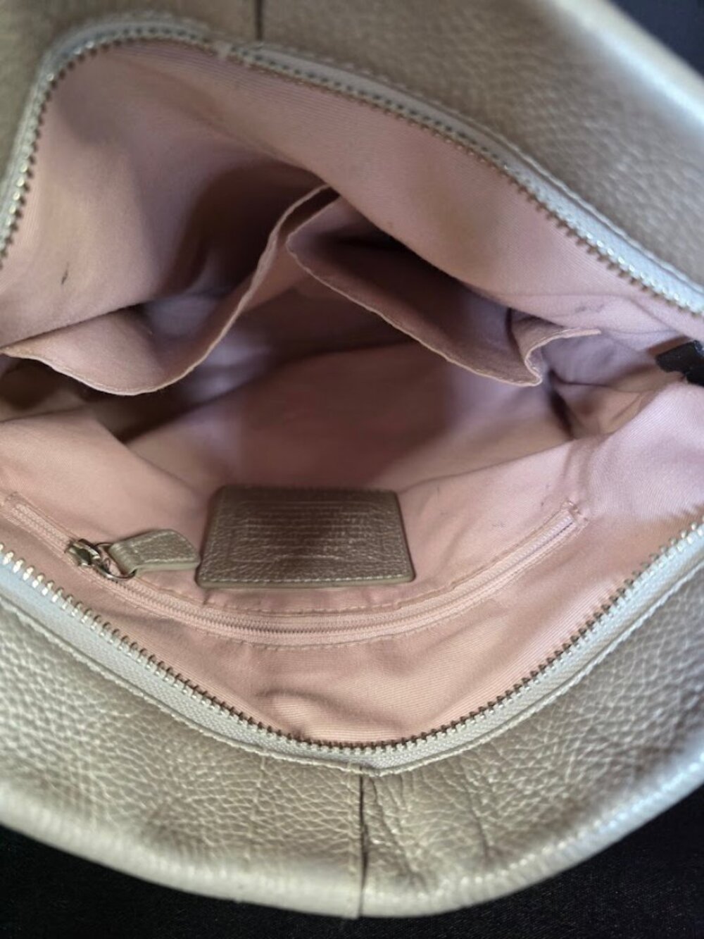 Coach Convertible Chain Duffle Crossbody No. C1275-F19722 - Picture 10 of 15